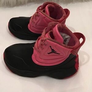 Jordan Kids' Sneakers in Black and Pink